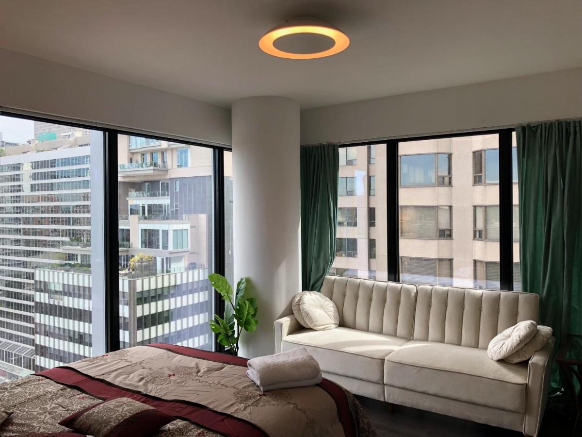 2 Bedroom Plus Den Condo Toronto Eksteriør bilde